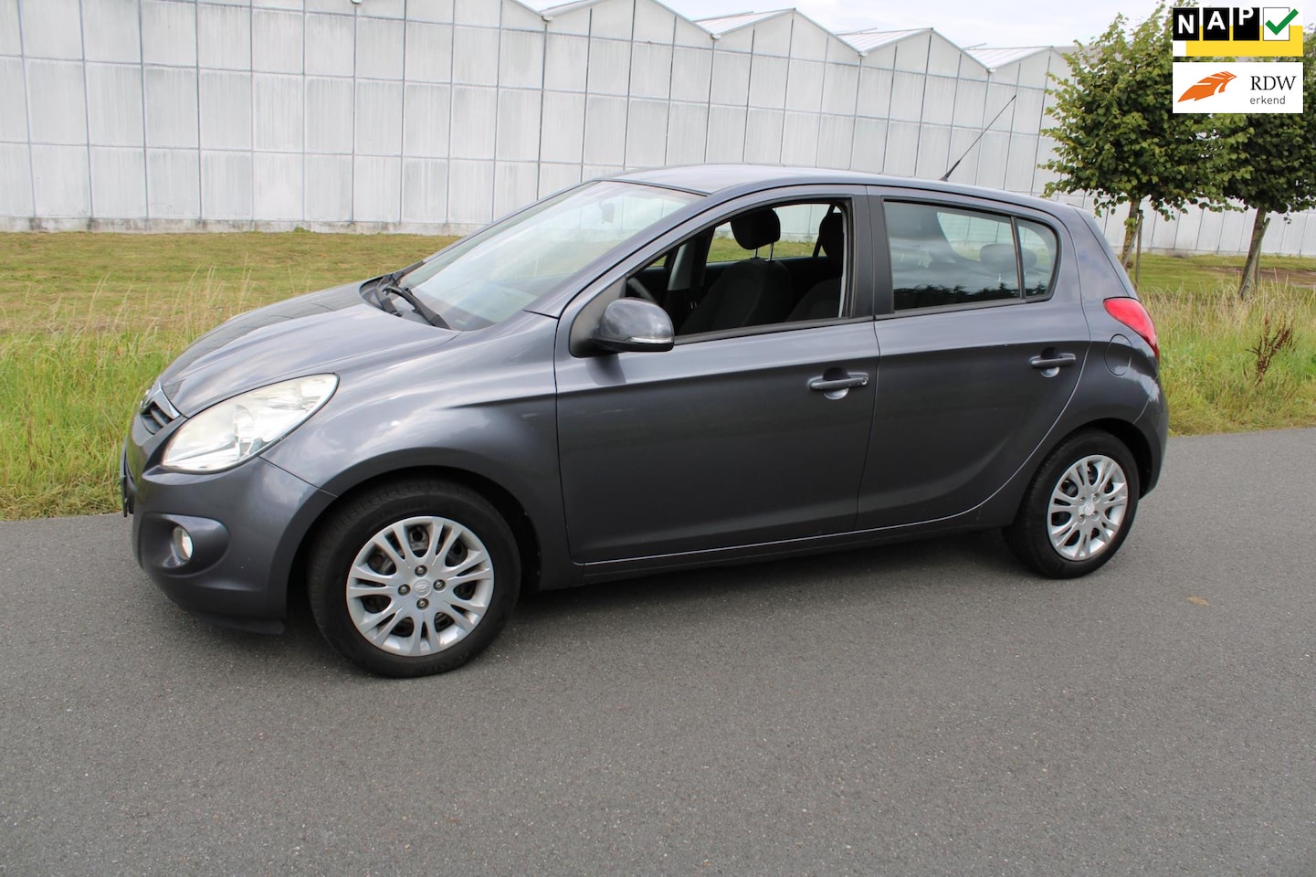 Hyundai i20 - 1.2i Plus 5 Drs met Climate control - AutoWereld.nl