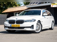 BMW 5-serie Touring - 530e Business Edition Plus Panoramadak I Adaptive Cruise I Trekhaak I HeadUp I Leder I Led