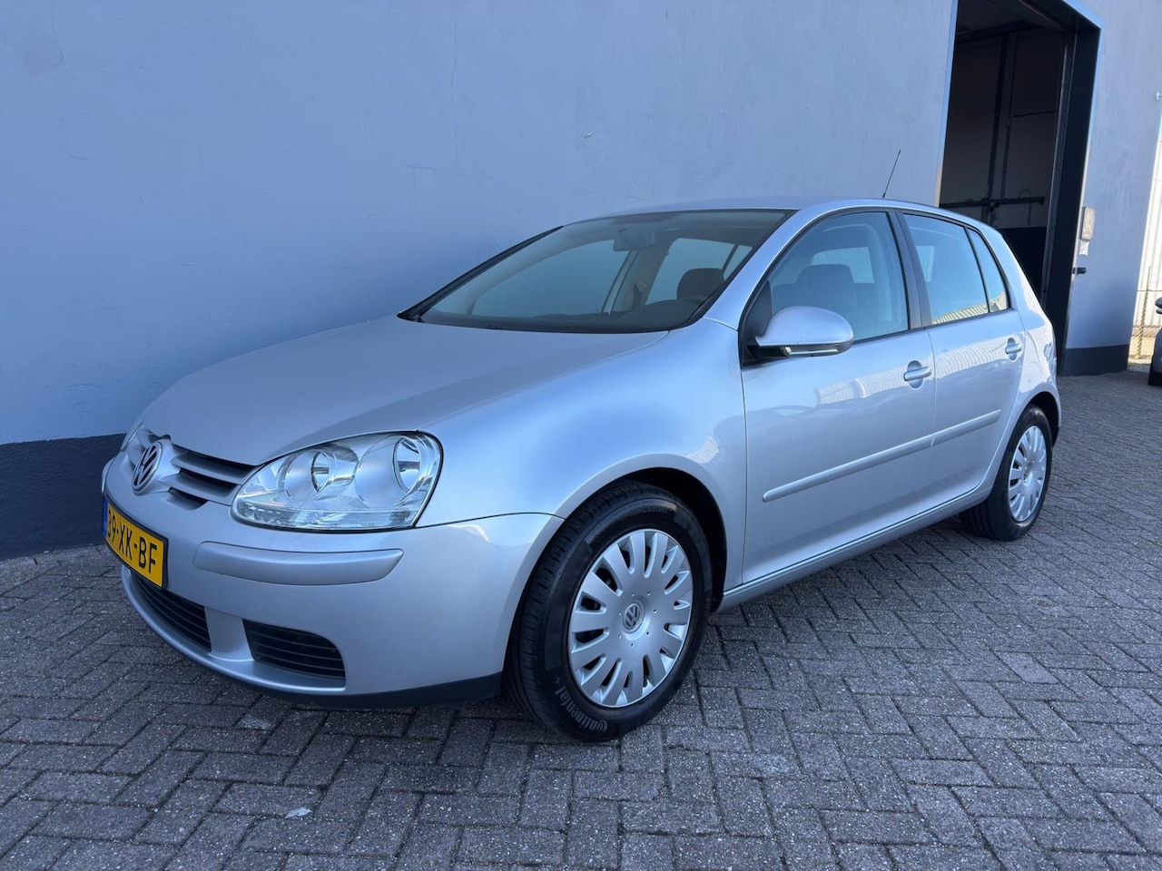 Volkswagen Golf - 1.6 Optive 4 - 5-Deurs - Airco - Dealer Onderhouden - AutoWereld.nl