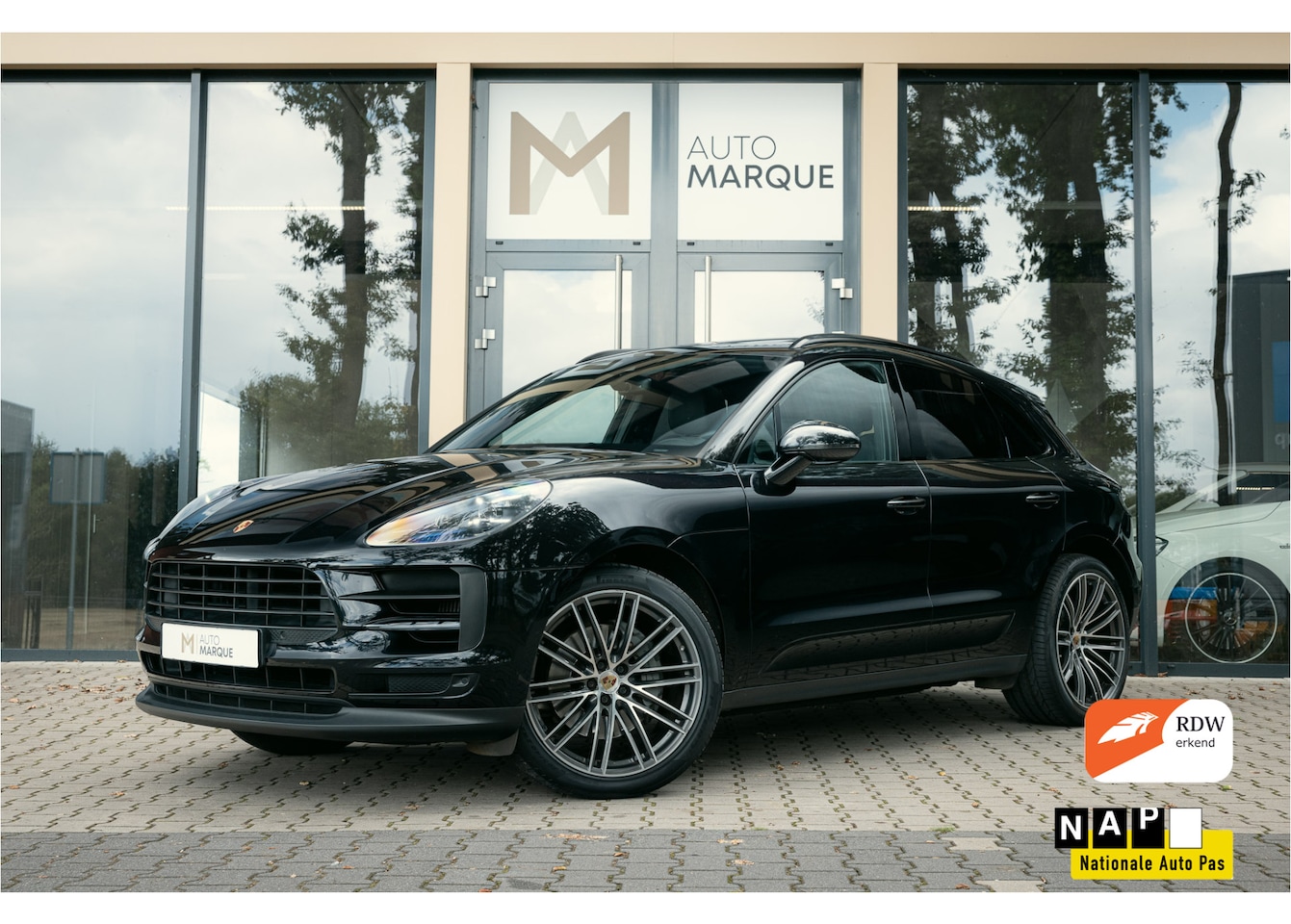 Porsche Macan - 3.0 S 354PK | Sport Chrono | 21” LM Velgen | Panoramadak | Luchtvering PASM | Elek. wegkla - AutoWereld.nl