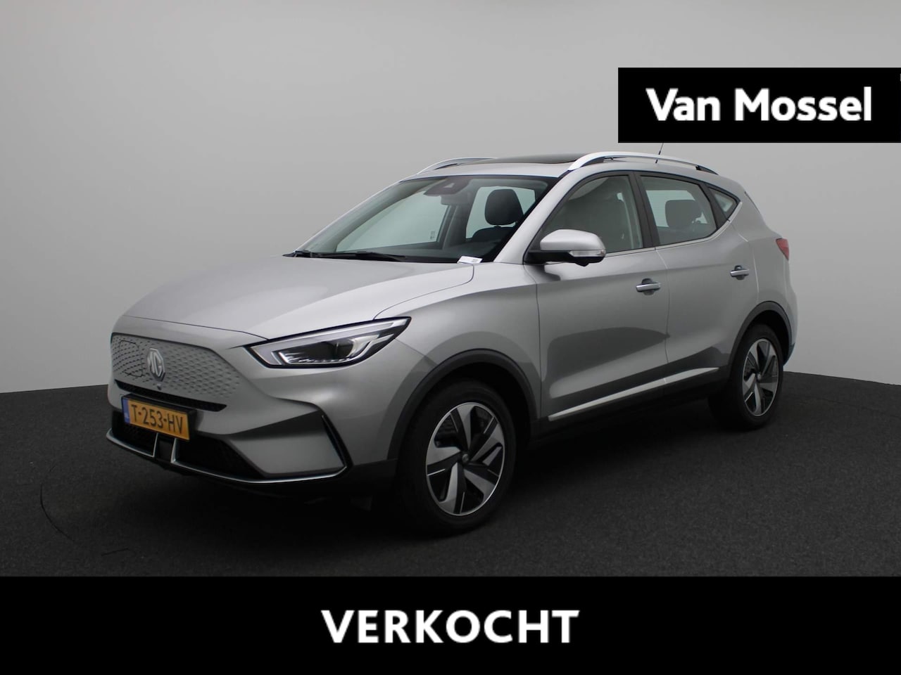 MG ZS - EV Standard Range Luxury 50 kWh MG ZS EV Standard Range Luxury 50 kWh | Leder | Panoramada - AutoWereld.nl