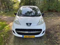 Peugeot 107 - 1.0-12V XR