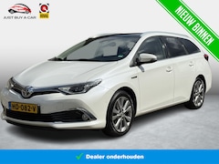 Toyota Auris Touring Sports - 1.8 Hybrid Lease pro Trekhaak / Panoramadak / 1e Eigenaar / Stoelverwarming /
