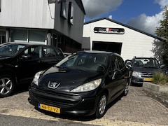 Peugeot 207 - 1.4 XR Airco 5 Deurs Keurig nette en goed onderhouden 207 inclusief nieuwe Apk keuring
