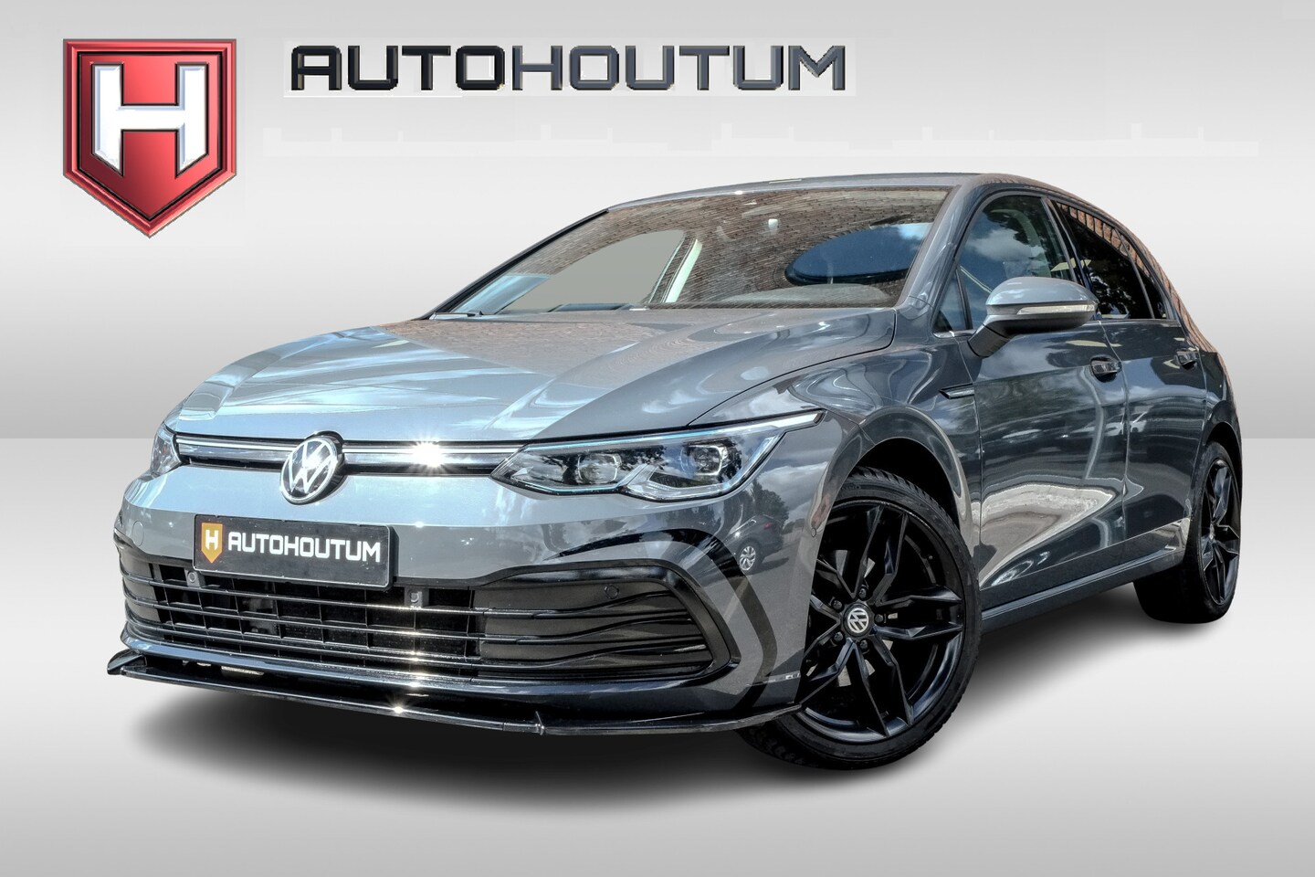 Volkswagen Golf - 1.5 eTSI Style AUT Trekhaak, Achteruitrijcamera, Navigatie, ACC, Dodehoek detectie - AutoWereld.nl