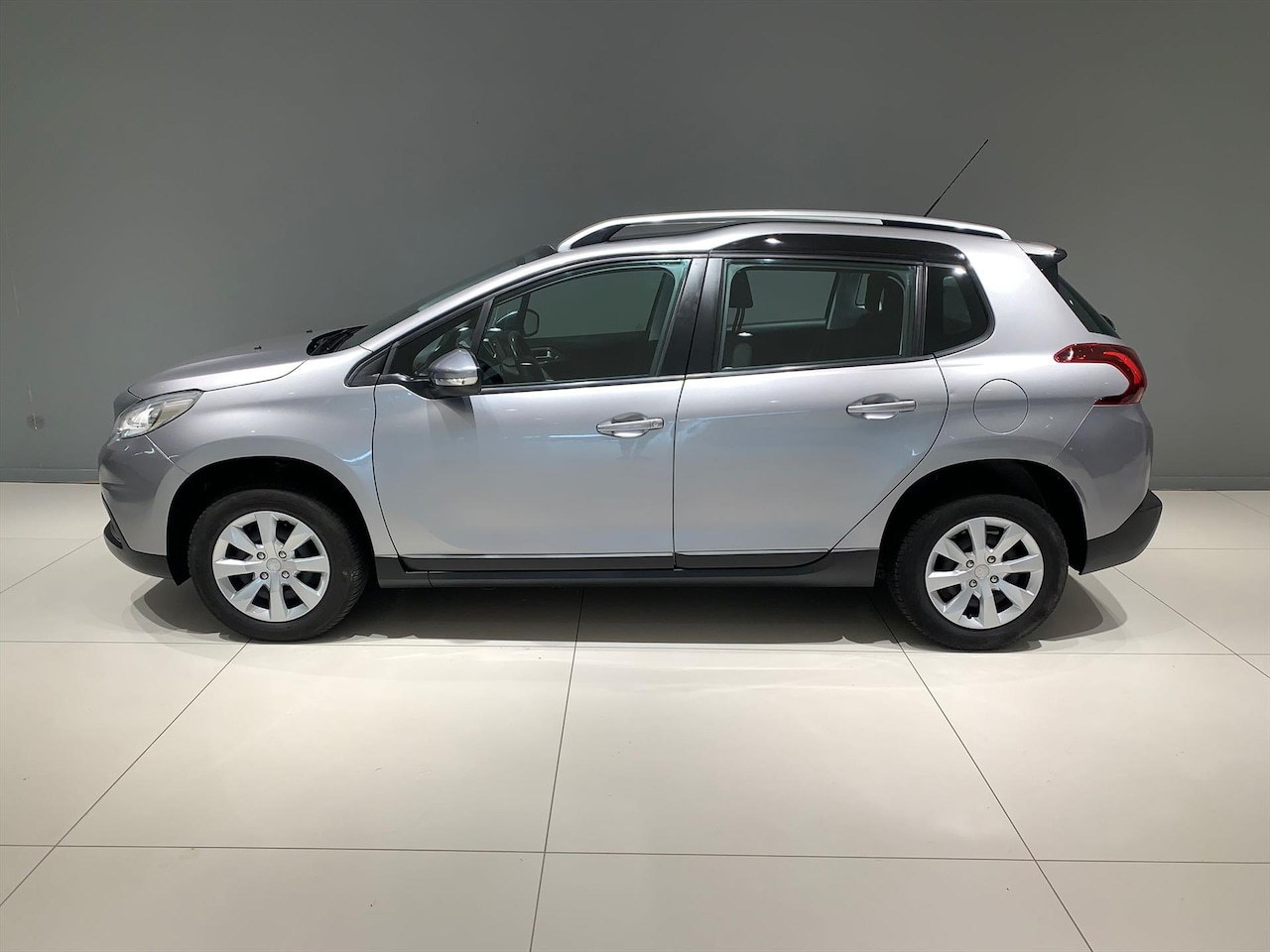 Peugeot 2008 - 1.2 PureTech Blue Lion 1.2 PureTech 82pk Blue Lion - AutoWereld.nl