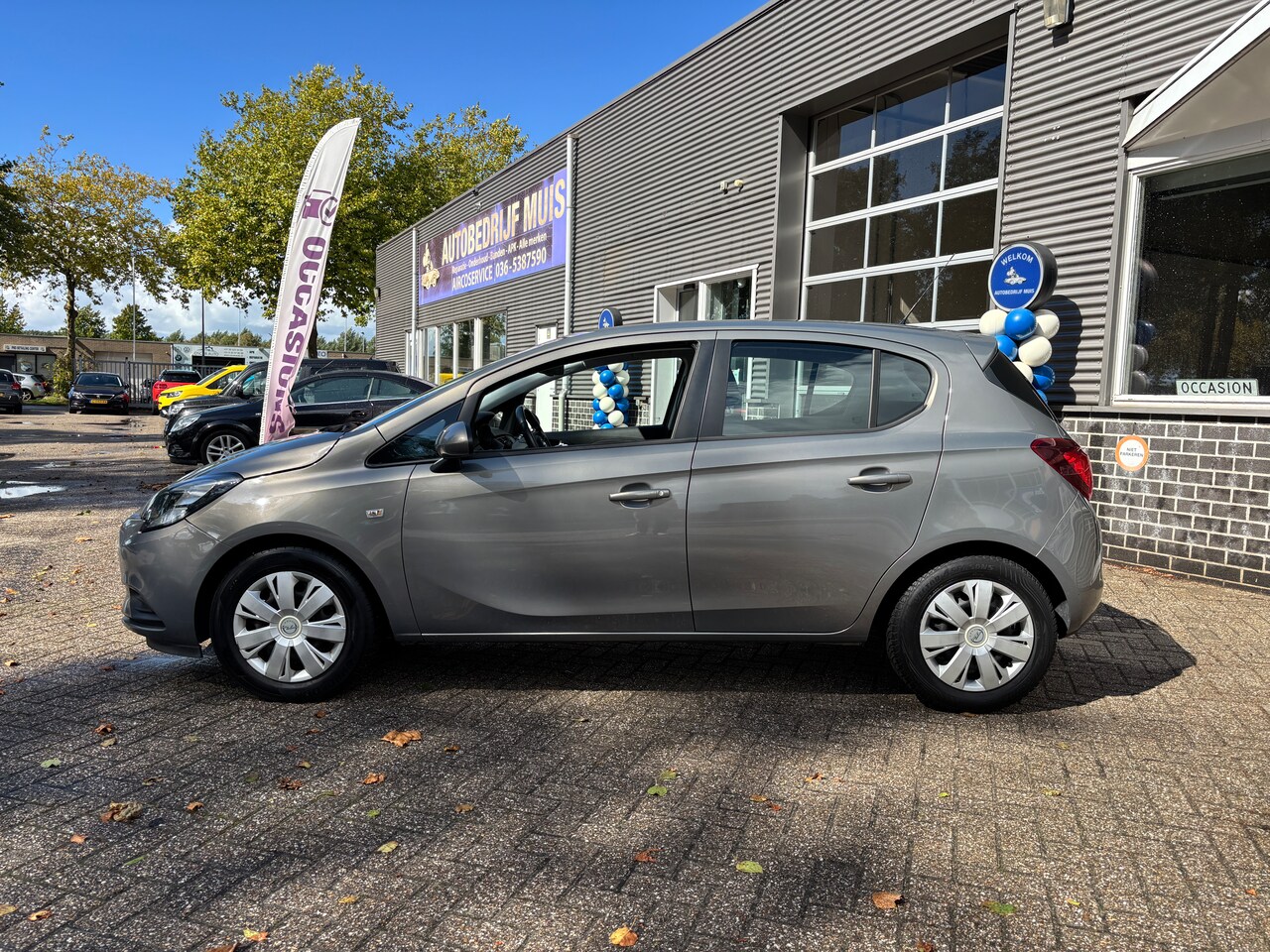 Opel Corsa - 1.2-16V Business+ | Airco. Cruise. Parkeersensoren. Etc.