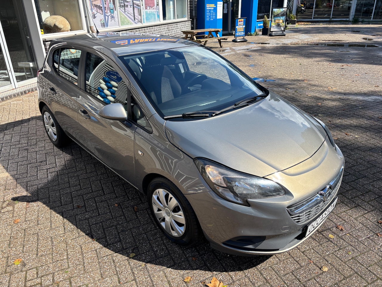 Opel Corsa - 1.2-16V Business+ | Airco. Cruise. Parkeersensoren. Etc.
