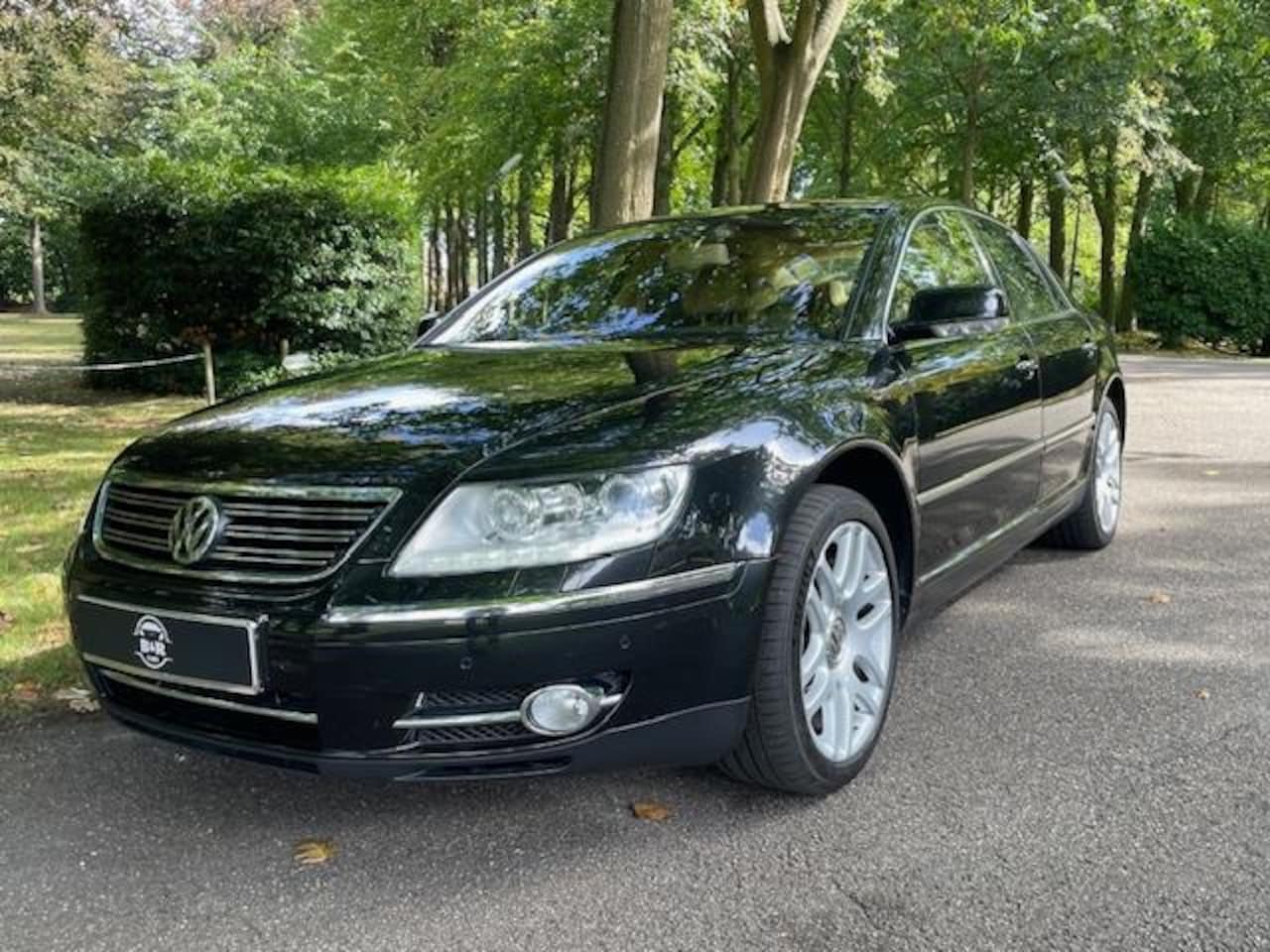 Volkswagen Phaeton - 4.2 V8 4p. Highline 4.2 V8 4p. Highline - AutoWereld.nl