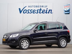 Volkswagen Tiguan - 2.0 TDI Sport&Style 4Motion / Automaat / Navigatie / NL-Auto / Panoramadak / Trekhaak
