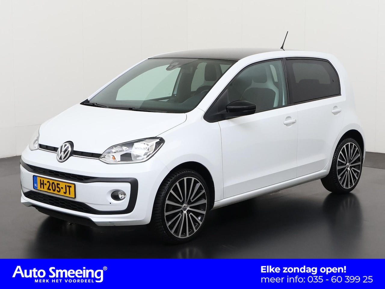 Volkswagen Up! - 1.0 BMT high up! Automaat | Stoelverwarming | Parkeersensor | Lichtmetalen Velgen | Zondag - AutoWereld.nl