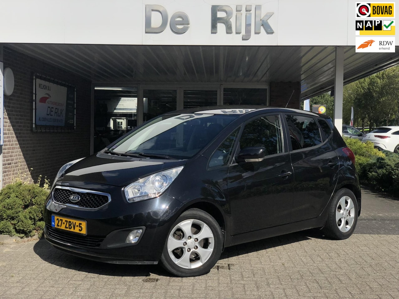 Kia Venga - 1.6 CVVT Super Pack | Navi, Camera, Half leder, Cruise, Climate, Trekhaak | Goed onderhoud - AutoWereld.nl