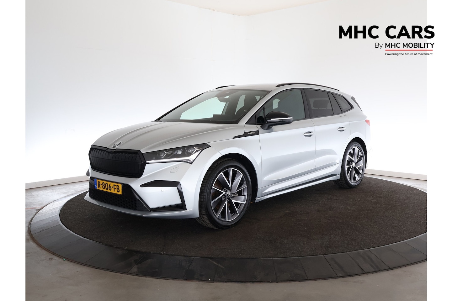 Skoda Enyaq iV - 60 Sportline | Trekhaak | ACC | Stoelverwarming | Camera |* - AutoWereld.nl