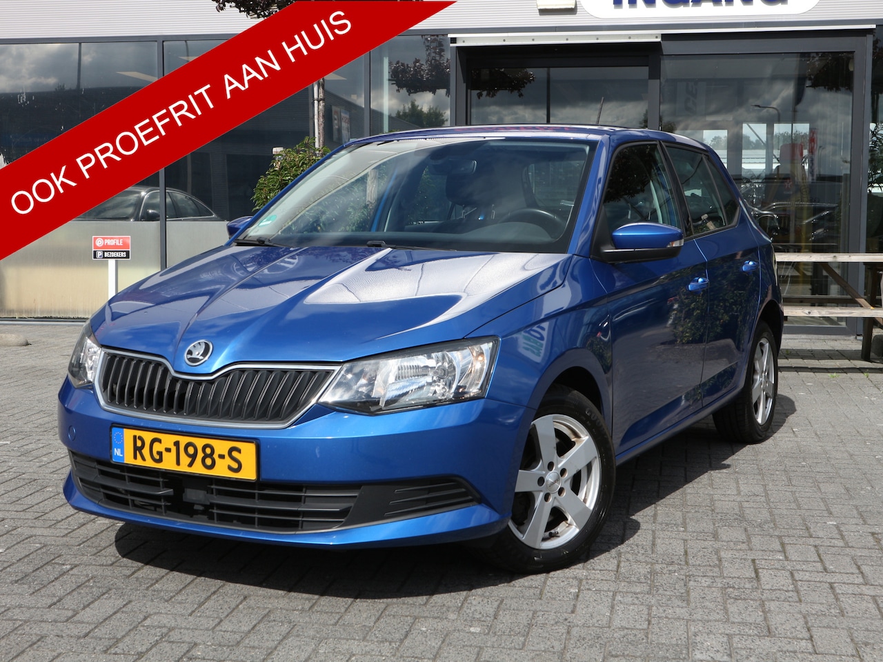 Skoda Fabia - 1.2 TSI Drive AUTOMAAT CRUISE AIRCO 84098 KM - AutoWereld.nl