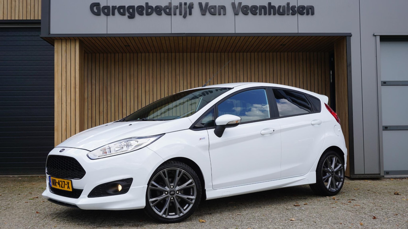 Ford Fiesta - 1.0 EcoBoost 101pk ST Line 5Drs Navi Clima 17inch LM Grote Spoiler Bluetooth *NL auto* 107 - AutoWereld.nl