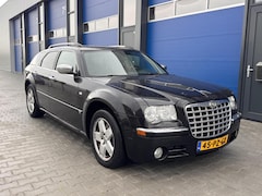 Chrysler 300C - 5.7 V8 HEMI Schuifdak | Xenon | NL auto