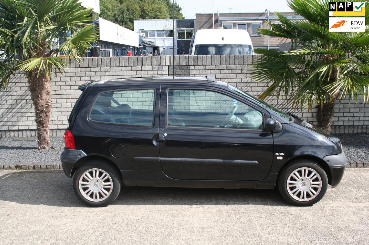 Renault Twingo - 1.2-16V Kenzo 1.2-16V Kenzo - AutoWereld.nl