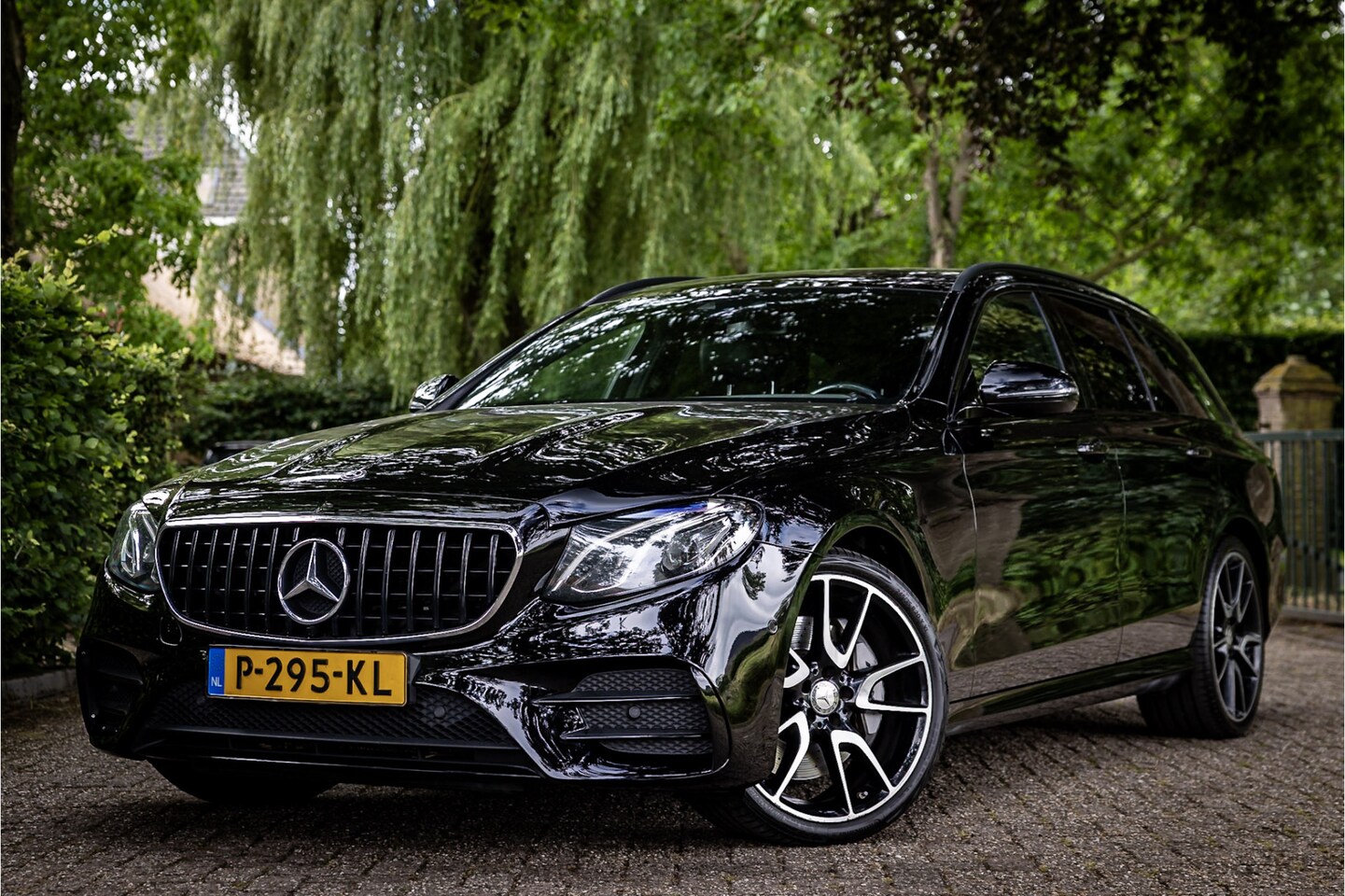 Mercedes-Benz E-klasse Estate - AMG 53 4MATIC Premium Plus Burmester Head Up 20" Panorama - AutoWereld.nl