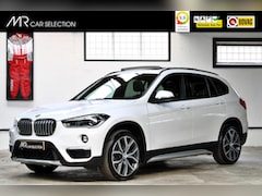 BMW X1 - xDrive20i High Executive | Panoramadak | Harman Kardon | 19 inch | Trekhaak | NL auto | 1e