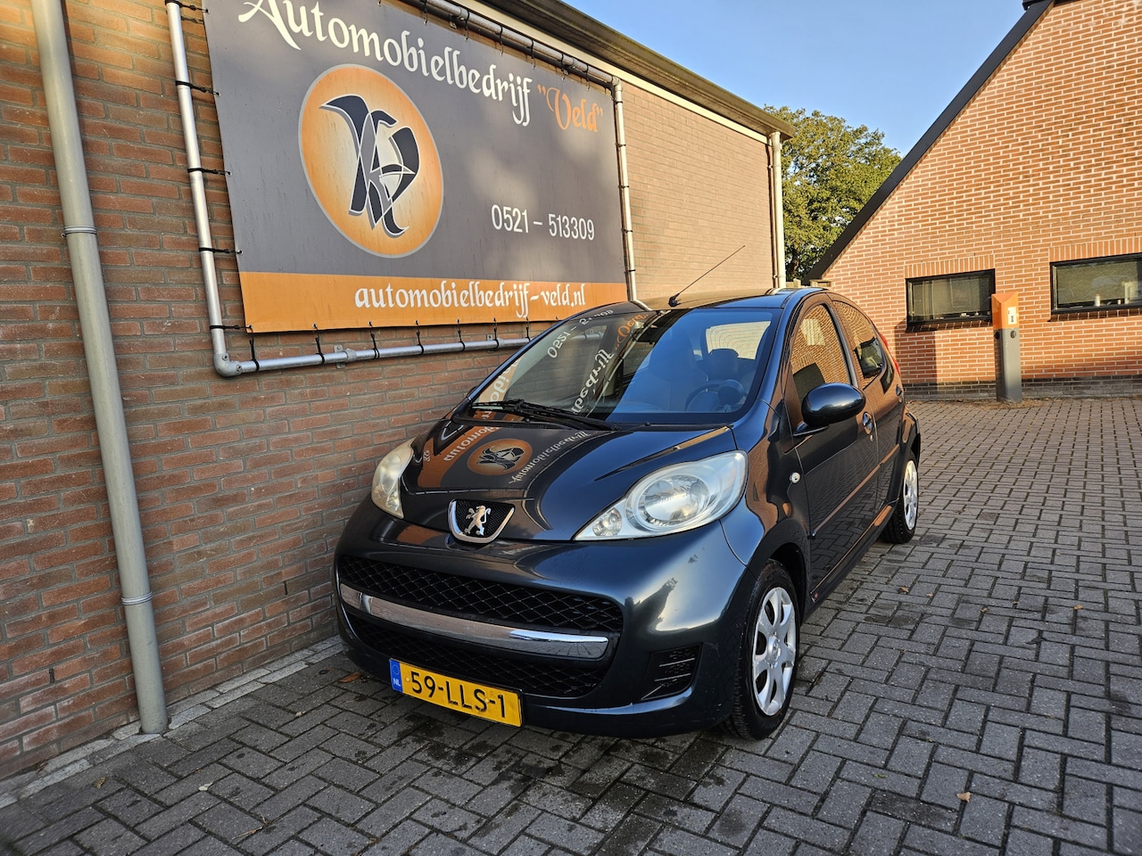 Peugeot 107 - 1.0-12V XS 1.0-12V XS - AutoWereld.nl