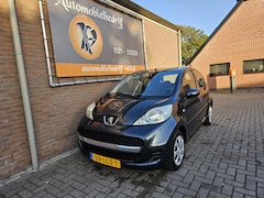 Peugeot 107 - 1.0-12V XS