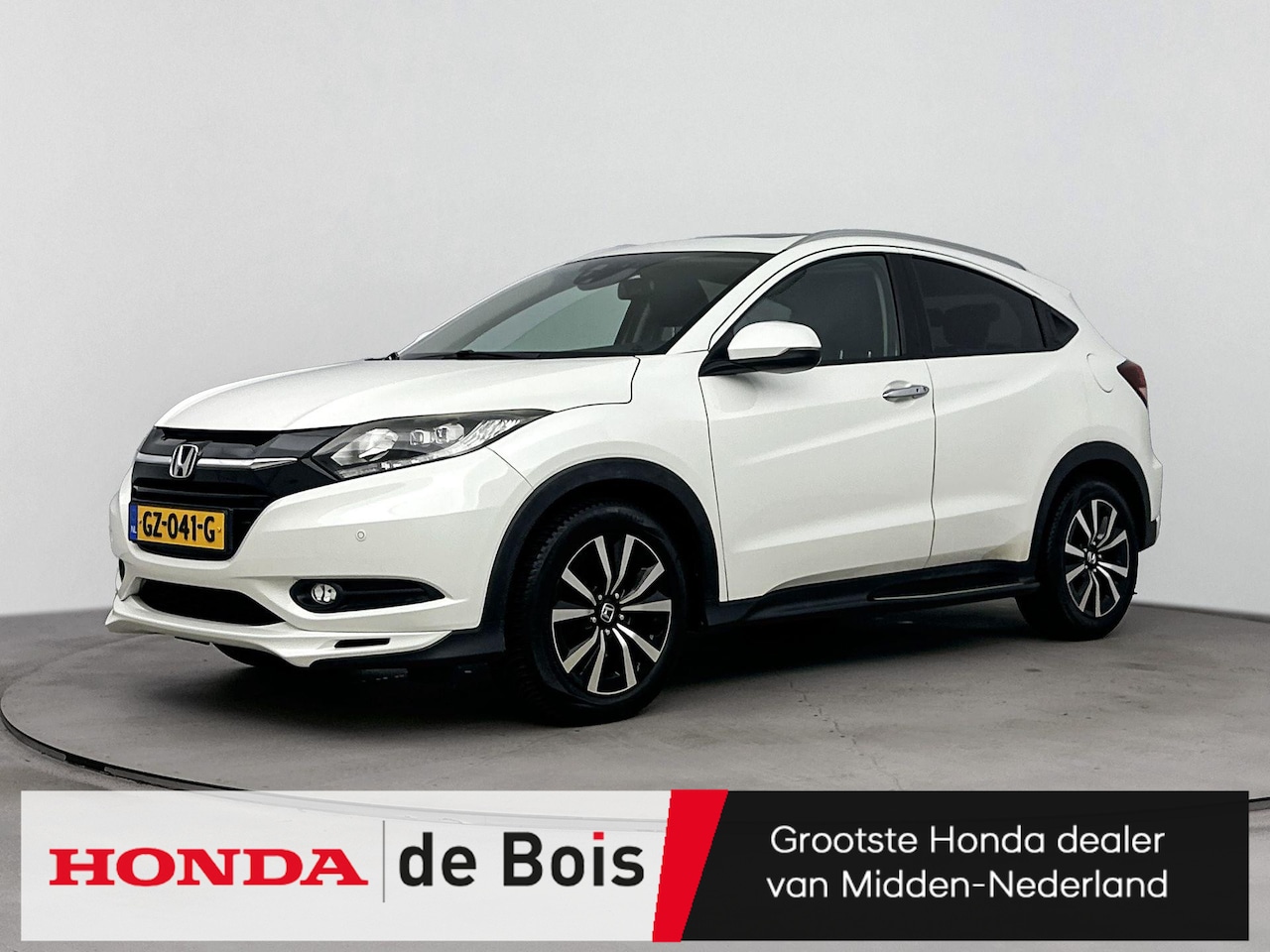 Honda HR-V - 1.5 i-VTEC Executive Aut. | Navigatie | Panoramisch schuif/kanteldak | 17 Inch | Parkeerse - AutoWereld.nl