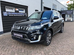Suzuki Vitara - 1.5 Hybrid Select AUTOMAAT trekhaak NIEUWSTAAT VELE EXTRA'S ALL-IN