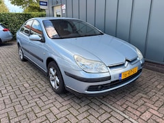 Citroën C5 - 2.0-16V Ligne Prestige NAP//AIRCO//CRUISE//TREKHAAK//INRUILKOOPJE
