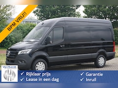 Mercedes-Benz Sprinter - 317CDI Pro L2H2 BPM VRIJ 10.25" Mbux Cam, Gev. Stoel, 3.5T Trekgewicht, LED NR. A720