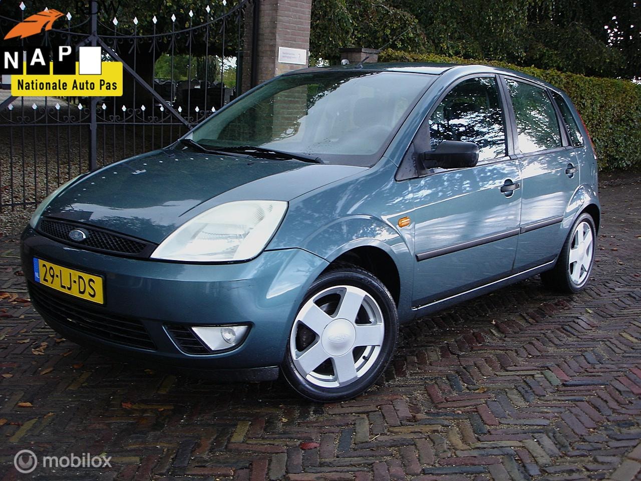Ford Fiesta - 1.4-16V First Edition Airco|5-drs|Nieuwe APK - AutoWereld.nl