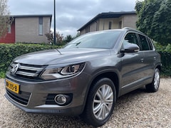 Volkswagen Tiguan - 2.0 TSI Sport&Style 4Motion