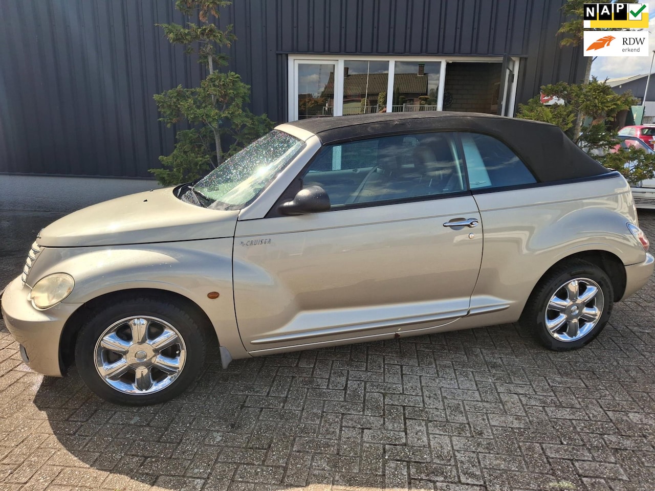Chrysler PT Cruiser Cabrio - 2.4i Limited 2.4i Limited - AutoWereld.nl