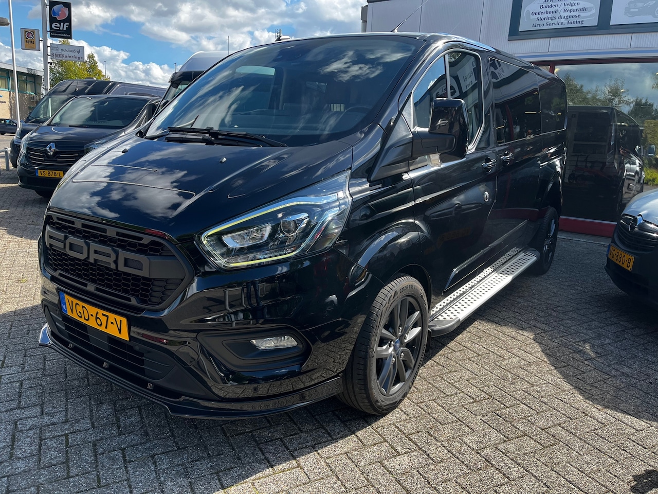 Ford Transit Custom - 170 PK L2H1 Limited LUXE DC ALLE OPTIES - AutoWereld.nl