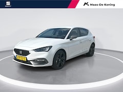SEAT Leon - 1.5 TSI e-Hybrid 204pk FR PHEV First Edition · Camera · Apple/Android Car Play · Stoelverw