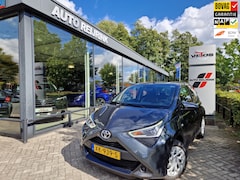 Toyota Aygo - 1.0 VVT-i x-play/AIRCO