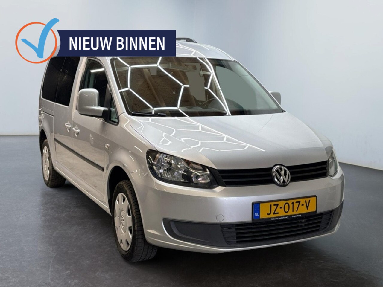 Volkswagen Caddy Maxi - 1.2 TSI | Rolstoelauto | Oprijplaat | Airco | Parkeersensoren | - AutoWereld.nl