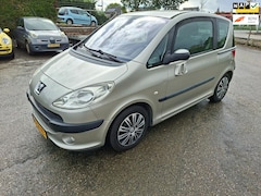 Peugeot 1007 - 1.4 Gentry