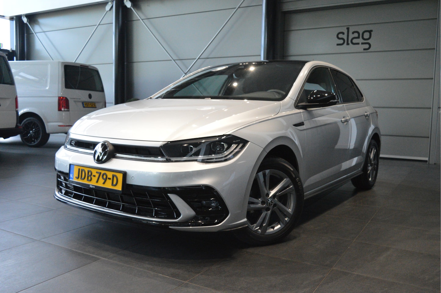 Volkswagen Polo - 1.0 TSI 2X R-Line clima cruise keyless camera 16 inch !! - AutoWereld.nl