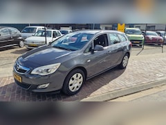 Opel Astra Sports Tourer - 1.4 Turbo Sport