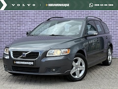 Volvo V50 - 2.4 Edition I | Cruise control | Automaat | Trekhaak | Stoelverwarming | Dakrails | Mistla