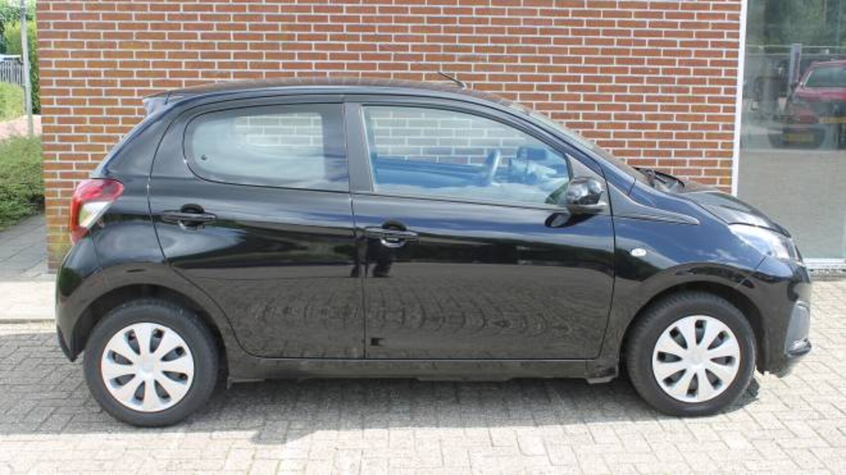 Peugeot 108 - 1.0 e-VTi 72pk 5D Active