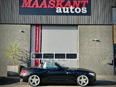 BMW Z4 Roadster - (e89) Sdrive30i / M-pakket / Sportseats / Hifi / Cruise / Navi / Black details / MANUAL