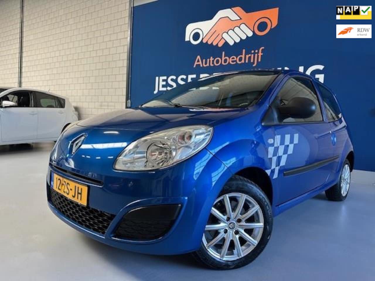 Renault Twingo - 1.2 Authentique/bj.2008/ kleur:blauw/airco/sportvelgen/NAP met 106408 km.en APK tot 09/202 - AutoWereld.nl