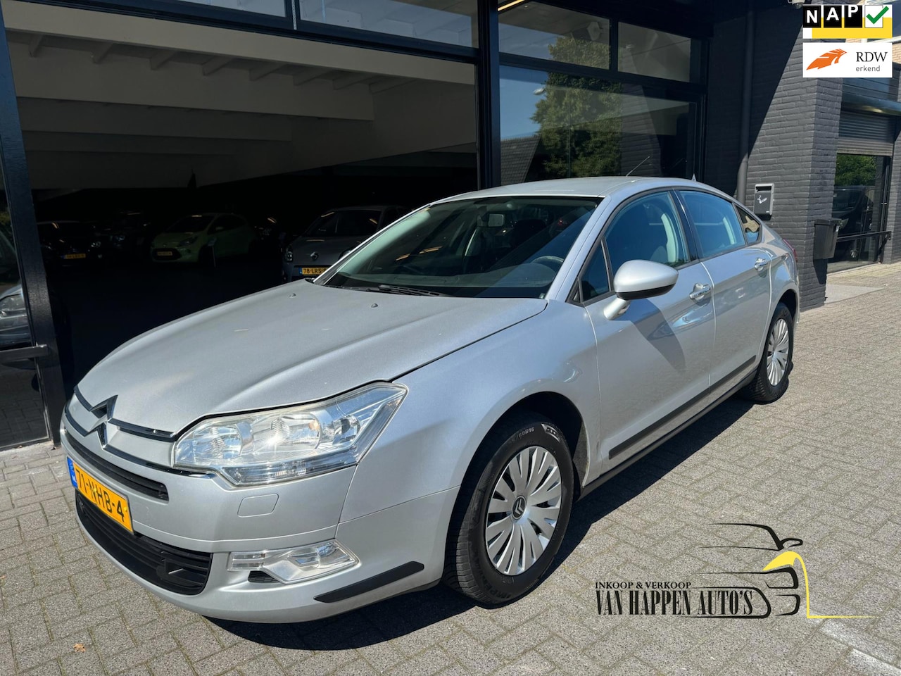 Citroën C5 - 1.8 16V Anniversaire 1.8 16V Anniversaire / nieuwe APK - AutoWereld.nl