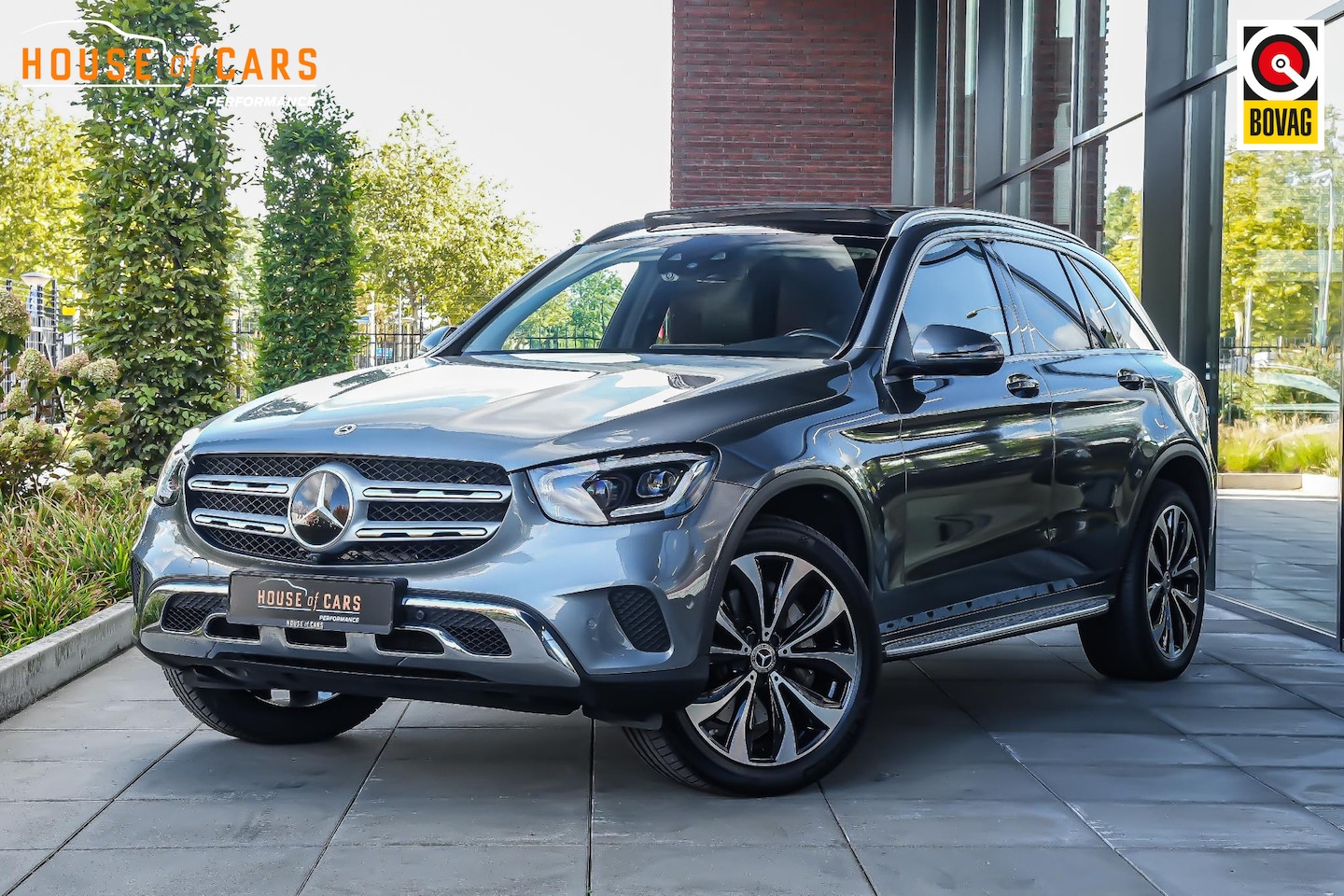 Mercedes-Benz GLC-klasse - 300e 320pk 4MATIC Business Solution |BTW|dealer onderhouden|panoramadak|Burmester|elek. tr - AutoWereld.nl
