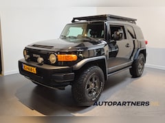Toyota FJ Cruiser - 4.0 V6 Automaat