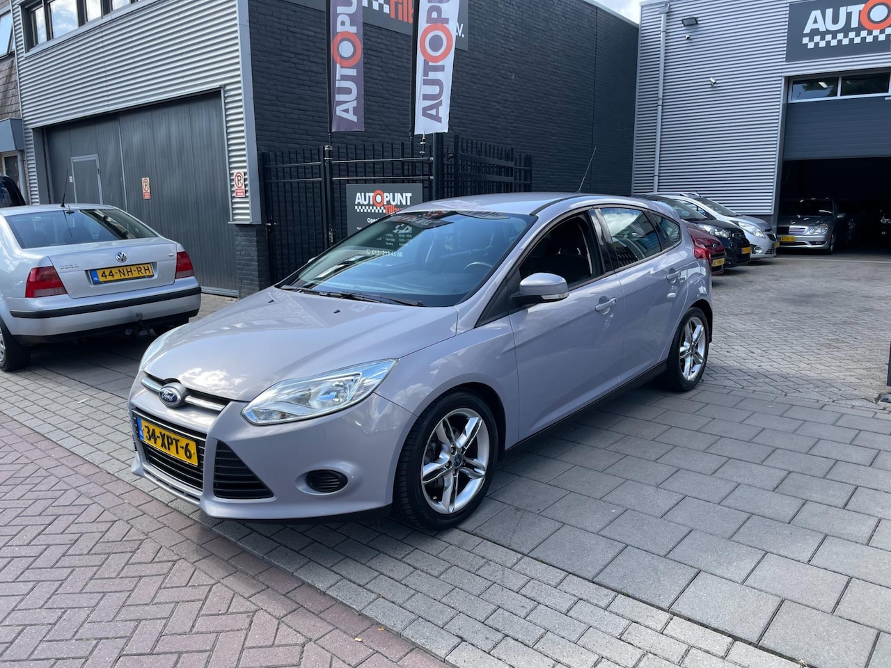 Ford Focus - 1.0 EcoBoost Lease Trend Trekhaak Airco NAP APK - AutoWereld.nl