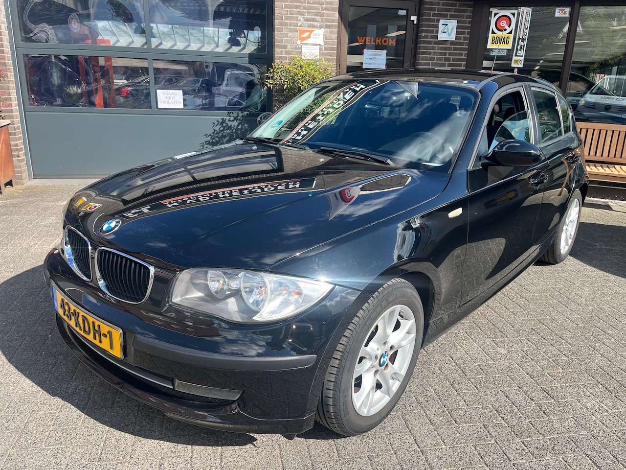 BMW 1-serie - 116I 5DR BL SPORT - AutoWereld.nl
