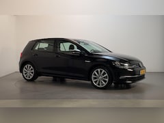 Volkswagen Golf - 1.5 TSI Highline Virtual Cockpit Navigatie Parkeersensoren DAB+