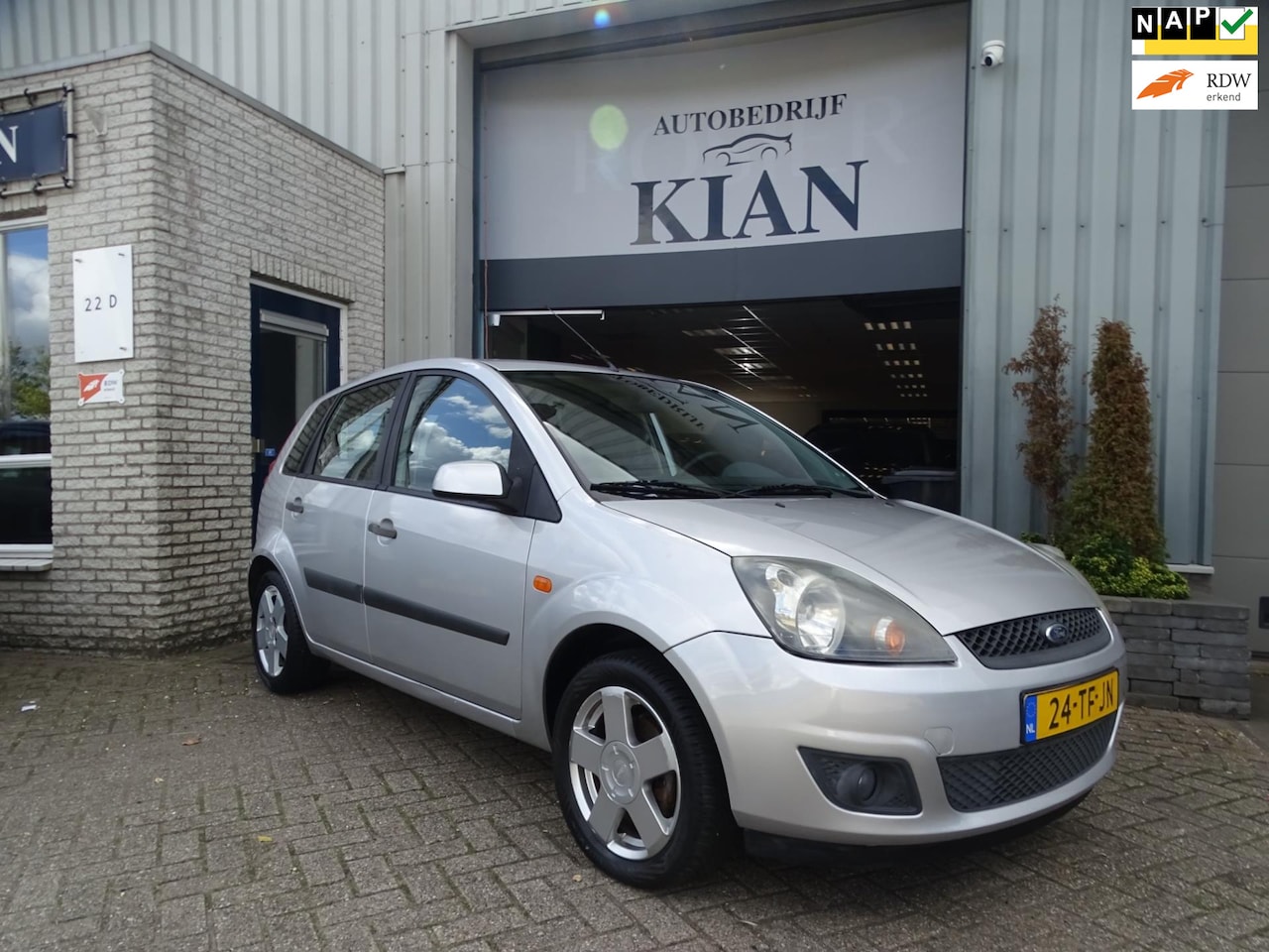 Ford Fiesta - 1.4-16V Futura 1.4-16V Futura - AutoWereld.nl
